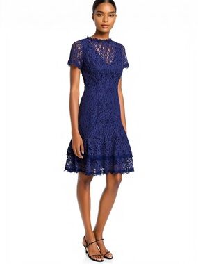 Shani Short-Sleeve Double Ruffle Lace Dress in navy Size L